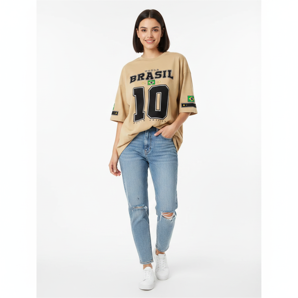 Camiseta Feminina Oversized do Brasil com calça jeans