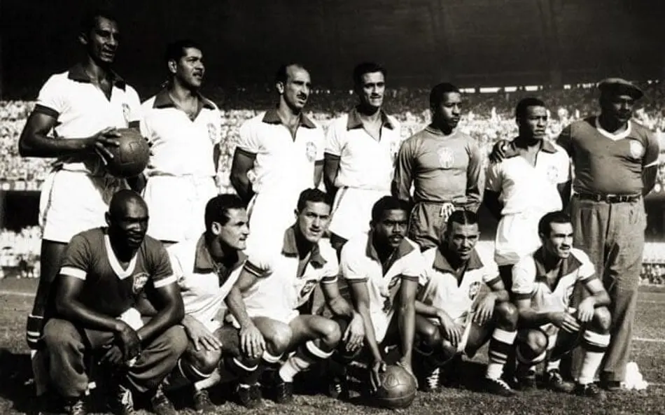 a camisa branca da Seleção passou a ser associada à vergonha e ao luto coletivo